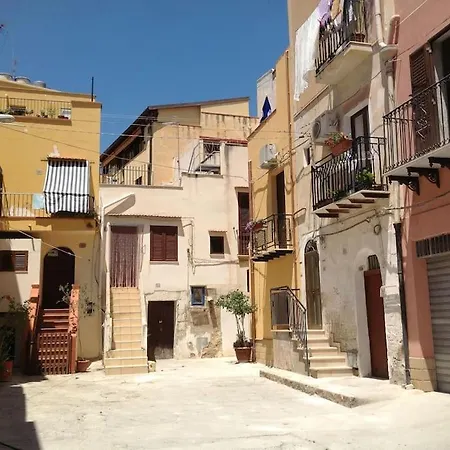 La Casetta Nel Cortile * Sciacca