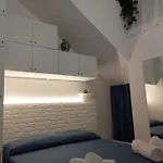 Semesterbostad La Casetta Nel Cortile